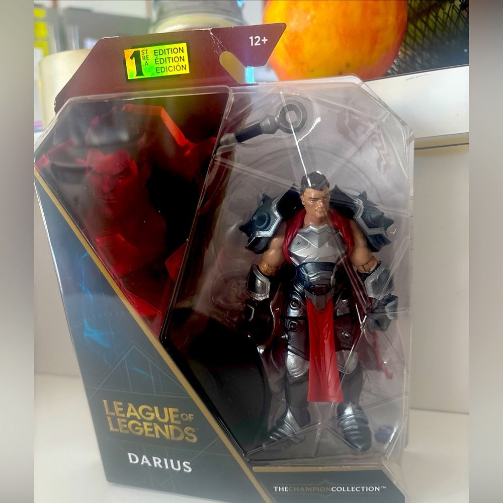 League of Legends 1st edition collector - Darius Figure - Brand New Sealed Box